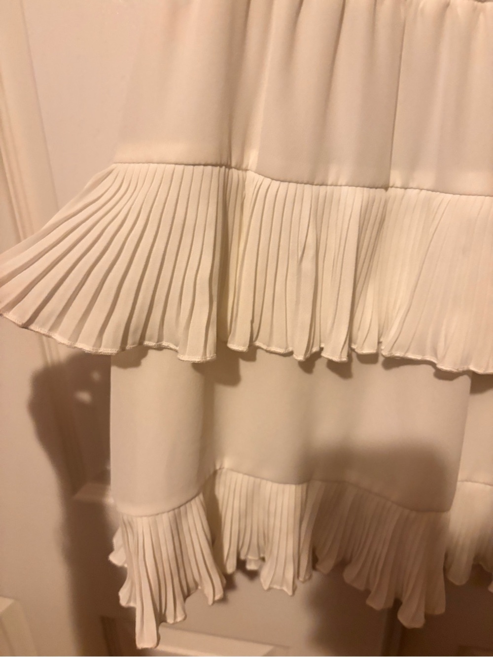 TCEC White Ruffle Pleated Mini Dress - Picture 4 of 9